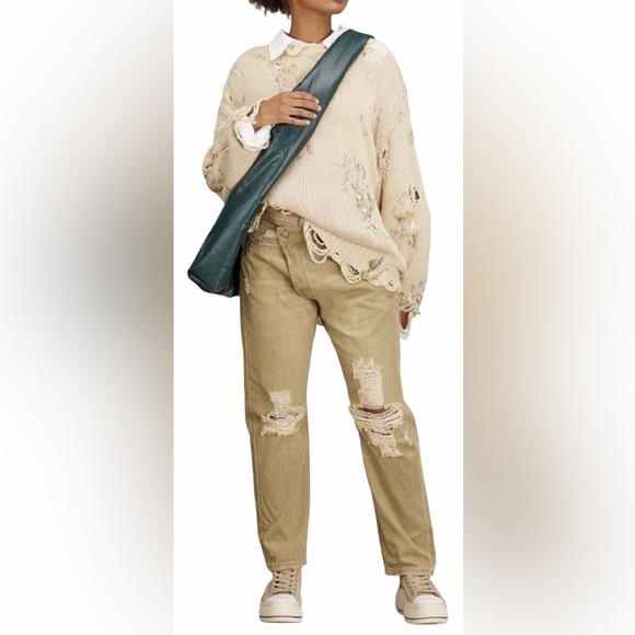 R13 CROSSOVER DISTRESSED STRAIGHT LEG JEANS🌹 - Picture 3 of 13